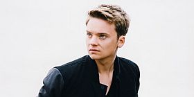 Conor Maynard due date live