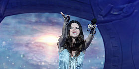 Laura Pausini guest star per Josh Groban