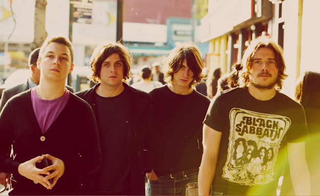 ARCTIC MONKEYS LA GRANDE TRUFFA