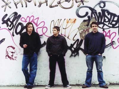 I AM KLOOT I AM KLOOT ... VISCHIOSI, PASTOSI, AGRODOLCI: L'ALTRA FACCIA DEL ROCK DA MANCHESTER