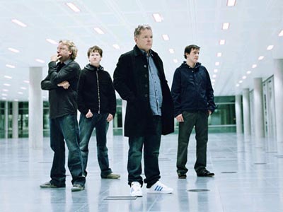 NEW ORDER IL  CANTO DELLE SIRENE DI MANCHESTER.NEW ORDER