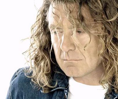 ROBERT PLANT UN MELANGE DI RITMI ETNO-ROCKROBERT PLANT